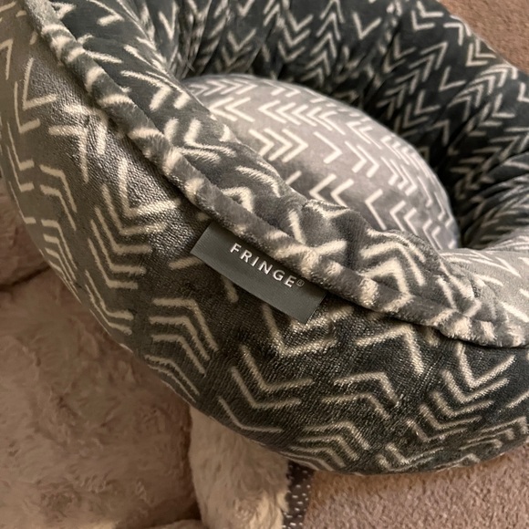 Fringe cat beds - Picture 8 of 8